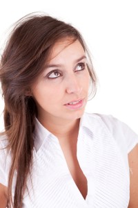 Lifecoach over 7 schadelijke gedachten die je best schrapt