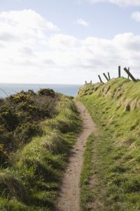 Grote veranderingen beginnen met kleine veranderingen. zegt zelfvertrouwencoach en loopbaancoach.  